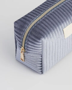 Custom Compact Cosmetic Pouch2